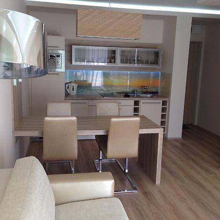 Villa Park Apartman Balatonfured Room photo